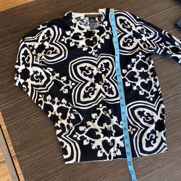Sarah Spencer, ladies cotton button up cardigan in black and white. - Picture 8 of 8
